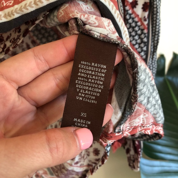 Knox Rose Off the Shoulder sz XS ✨ - Picture 4 of 4